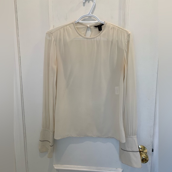 Louis Vuitton Tops - Louis Vuitton silk blouse. Size 36